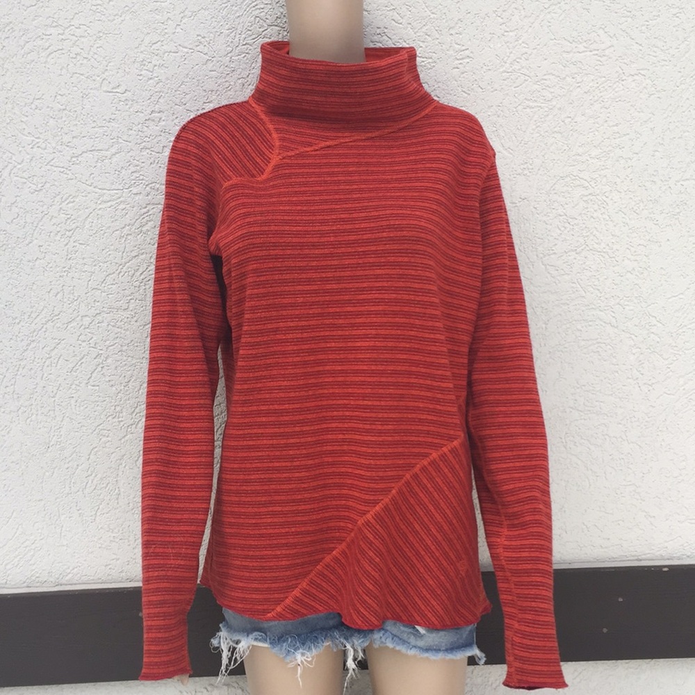 Merrell top orange long sleeve